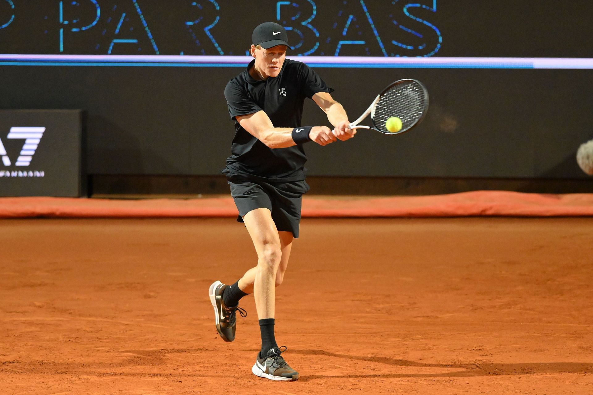 Jannik Sinner plays a backhand vs Tommy Paul - Italian Open 2025 - Source: Getty